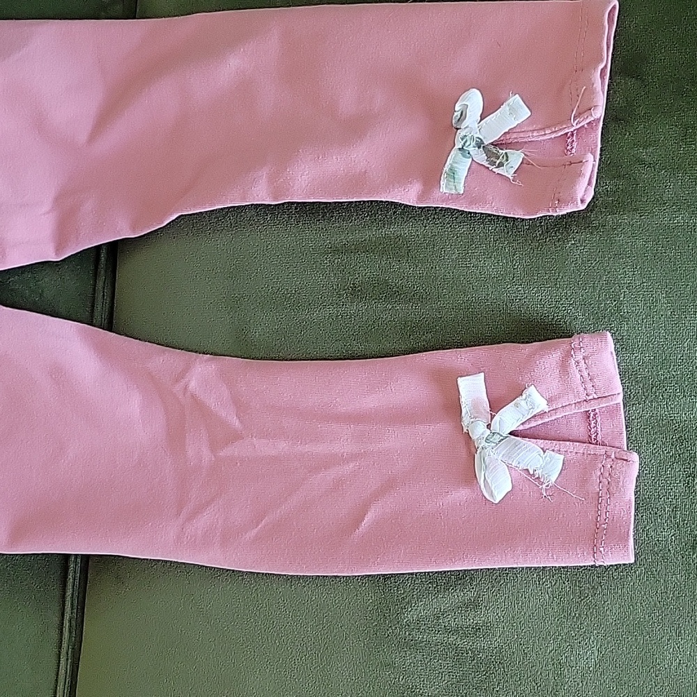 Cupcakes & Cashmere Set with Cream and Pink Accents. Size 3-4 Years. - Picture 4 of 4